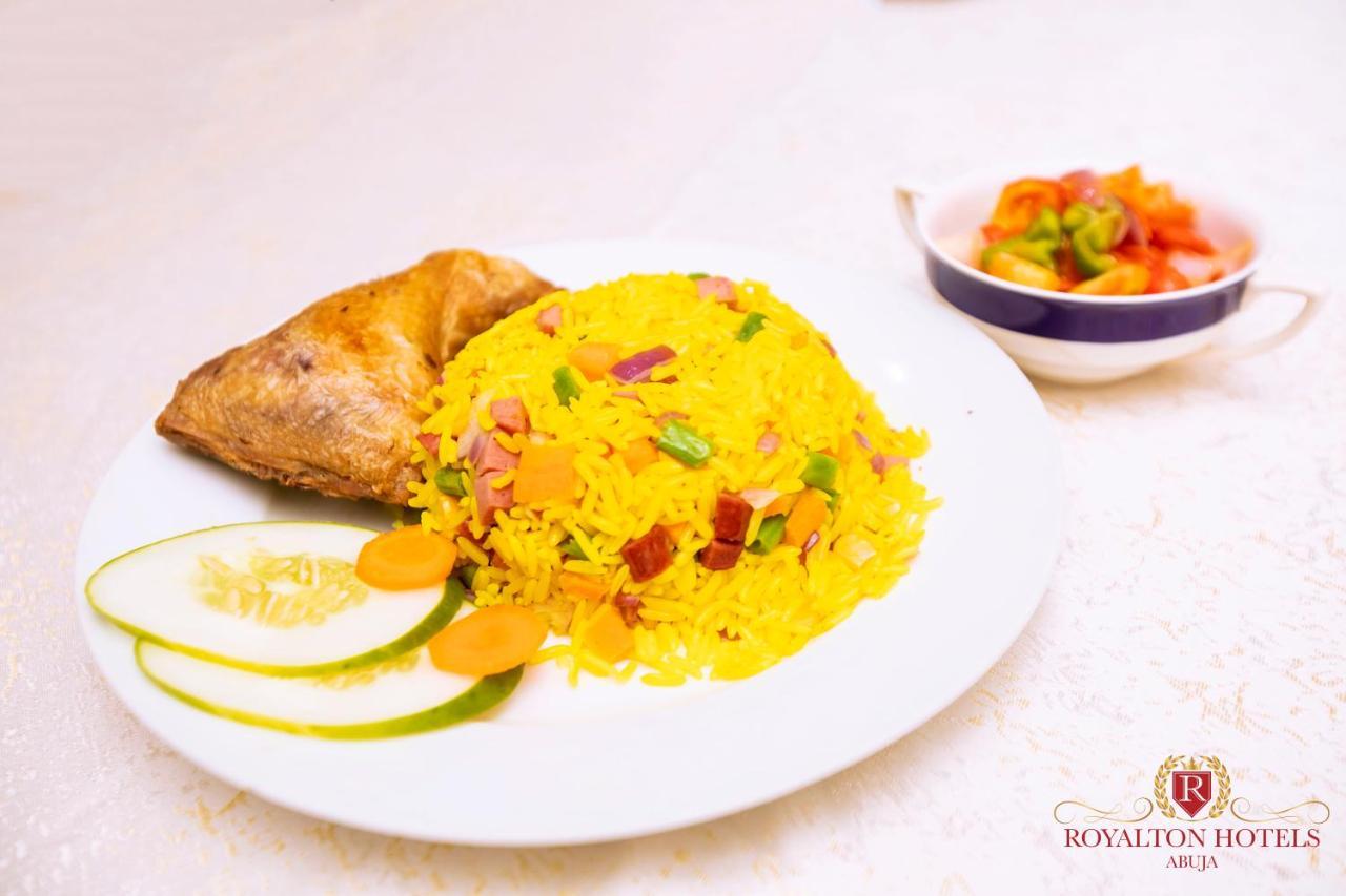 Royalton Hotels Abuja Buitenkant foto