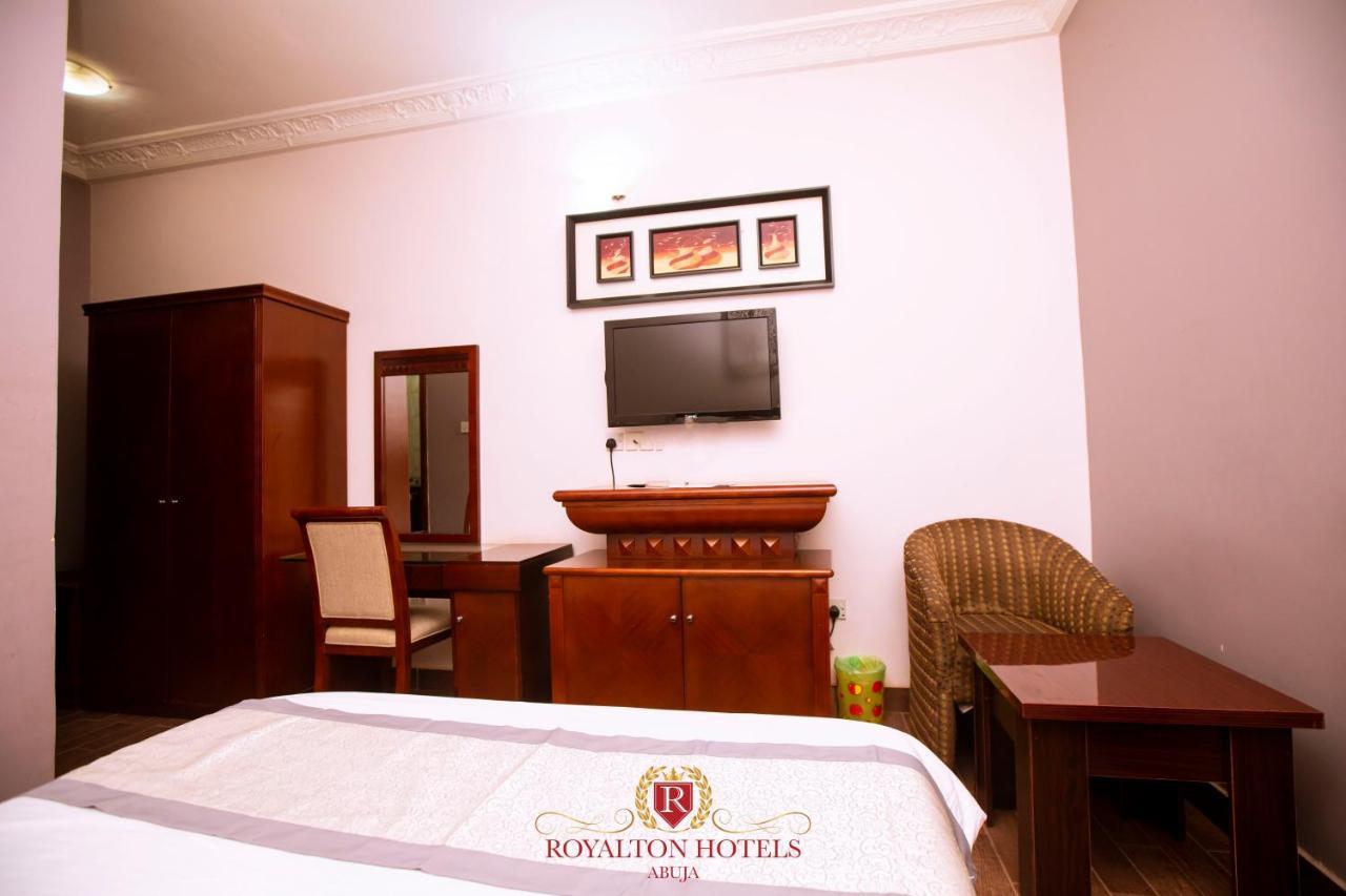 Royalton Hotels Abuja Buitenkant foto