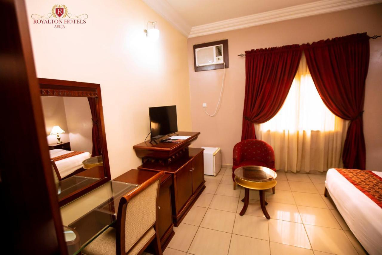Royalton Hotels Abuja Buitenkant foto