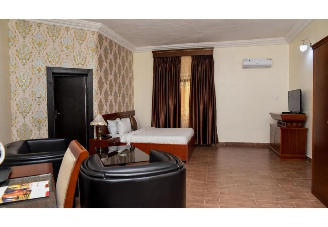 Royalton Hotels Abuja Buitenkant foto